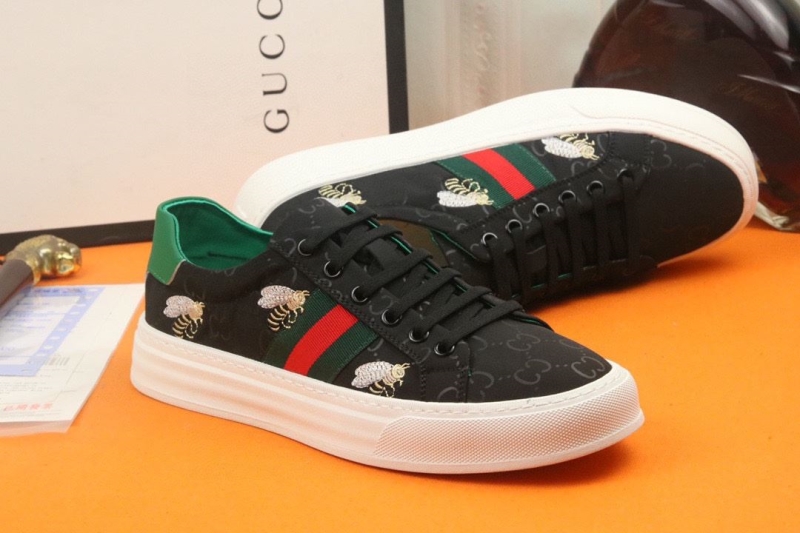 Gucci Casual Shoes